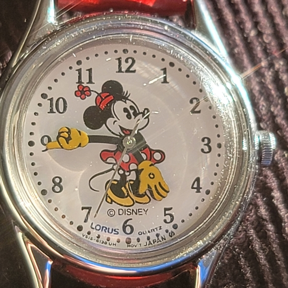 Vintage Disney Minnie Mouse Quartz Watch Lorus V515-6080 1980s - Picture 11 of 13